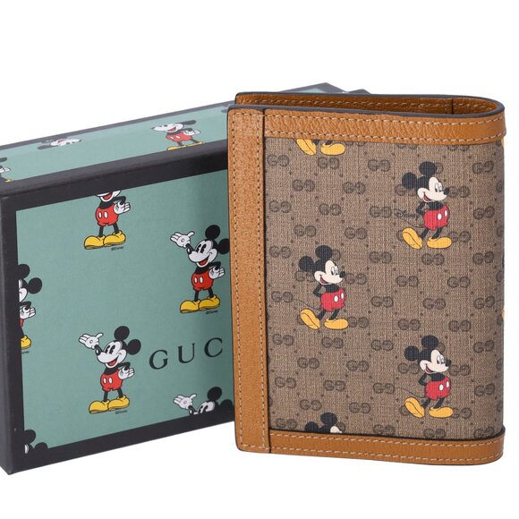 GUCCI x Disney GG Mickey Mouse Passport Holder Brown - Picture 2 of 4